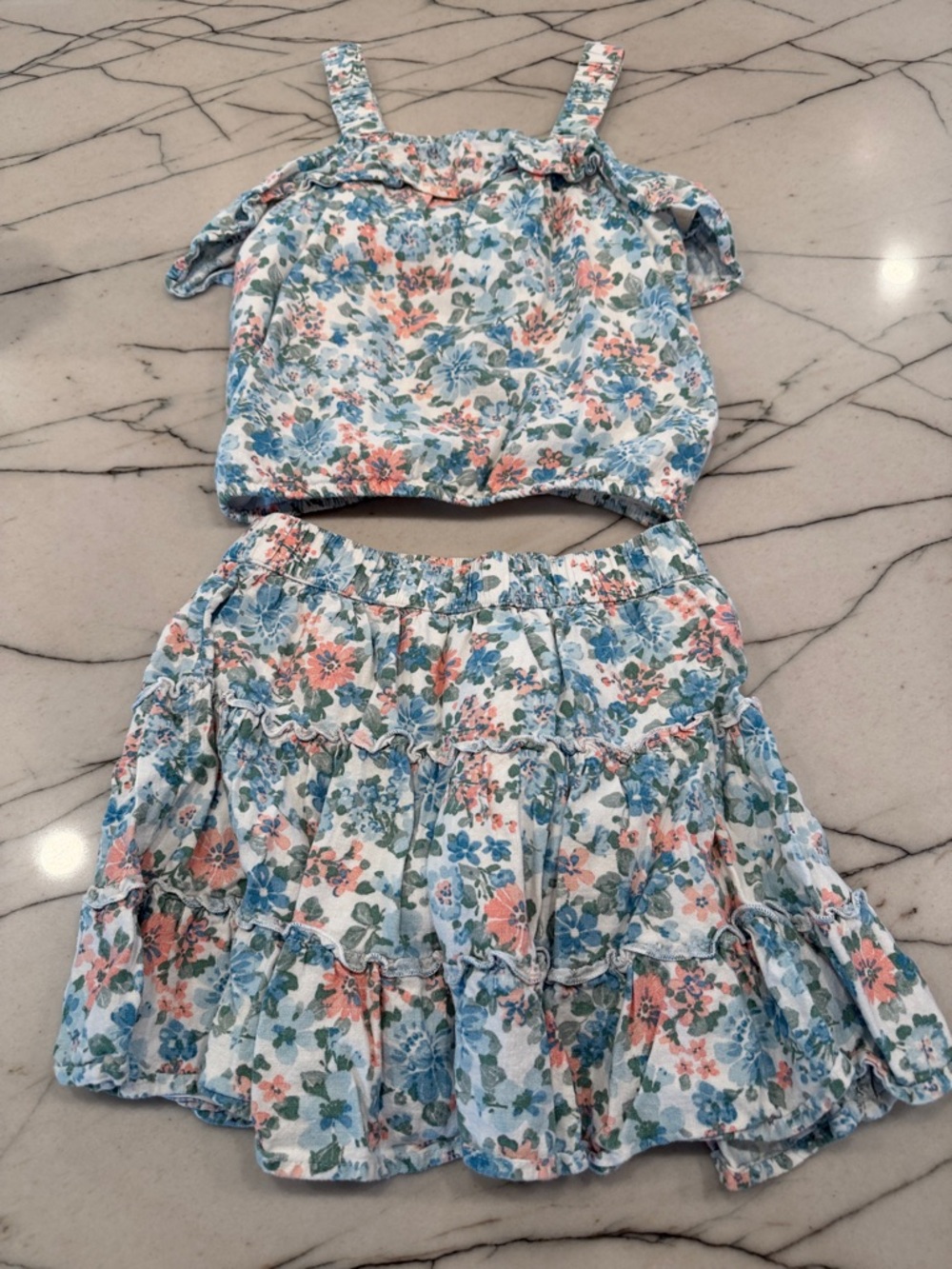 abercrombie kids Floral Two-Piece Set in Blue, Pink, Green